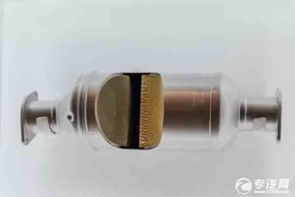 國六專用車上是不是都裝有顆粒捕捉器？